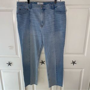 NWT Abercrombie & Fitch Jeans 35/20L
